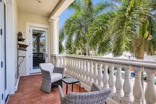 625 6th Ave S, Naples, FL 34102 - Photo 14