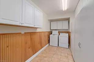 24709 Rodas Dr, Bonita Springs, FL 34135 - Photo 32