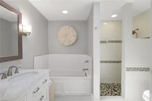 11054 Linnet Ln, Naples, FL 34119 - Photo 20