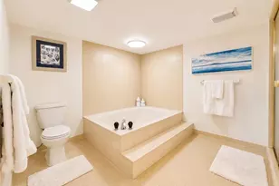 5601 Turtle Bay Dr, Naples, FL 34108 - Photo 20