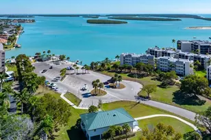 901 Collier Ct, Marco Island, FL 34145 - Photo 28