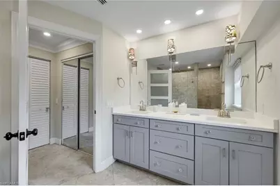 517 Parkwood Ln, Naples, FL 34103 - Photo 10