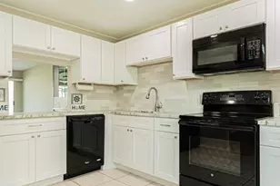 149 Palm Dr, Naples, FL 34112 - Photo 32