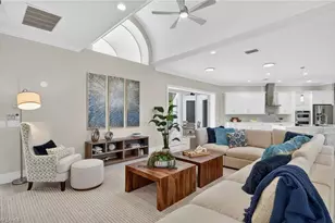 6461 Livingston Woods Ln, Naples, FL 34109 - Photo 4