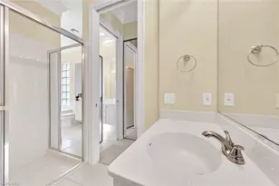 2941 Gilford Way, Naples, FL 34119 - Photo 8