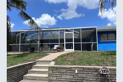 111 SE 4th Pl, Cape Coral, FL 33990 - Photo 28