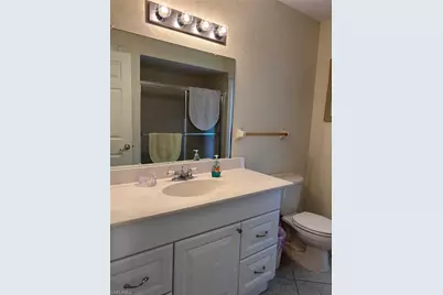 111 SE 4th Pl, Cape Coral, FL 33990 - Photo 18
