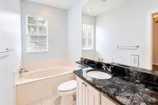 28667 Alessandria Cir, Bonita Springs, FL 34135 - Photo 10