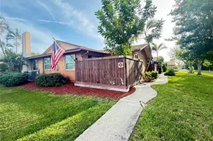 6320 Royal Woods Dr, Fort Myers, FL 33908 - Photo 20
