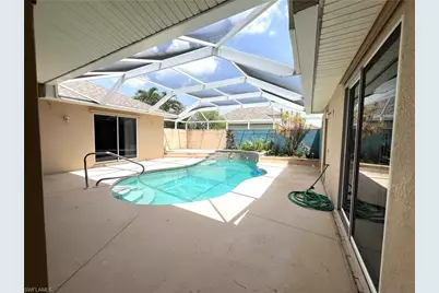 932 SW 4th Ave, Cape Coral, FL 33991 - Photo 6