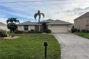 932 SW 4th Ave, Cape Coral, FL 33991 - Photo 2