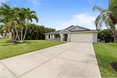 2633 SW 32nd St, Cape Coral, FL 33914 - Photo 2
