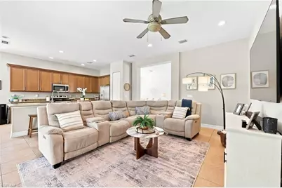 3846 Pleasant Springs Dr, Naples, FL 34119 - Photo 10