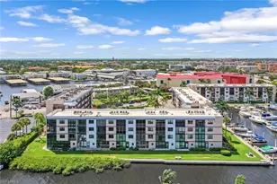 807 River Point Dr, Naples, FL 34102 - Photo 26
