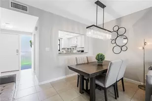 807 River Point Dr, Naples, FL 34102 - Photo 8