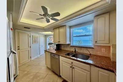 10701 Gulf Shore Dr #401, Naples, FL 34108 - Photo 12