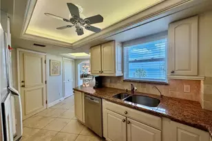 10701 Gulf Shore Dr, Naples, FL 34108 - Photo 12
