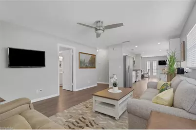862 95th Ave N, Naples, FL 34108 - Photo 4