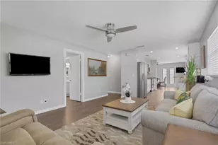 862 95th Ave N, Naples, FL 34108 - Photo 4