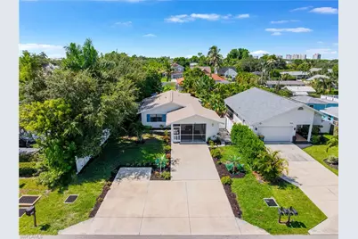 862 95th Ave N, Naples, FL 34108 - Photo 10