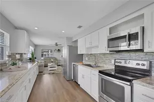 862 95th Ave N, Naples, FL 34108 - Photo 22