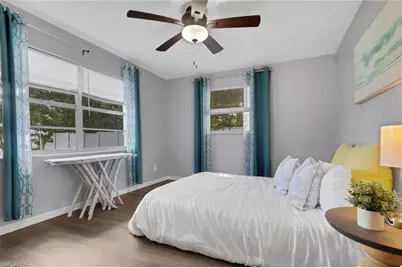 862 95th Ave N, Naples, FL 34108 - Photo 14