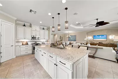 9256 Rialto Ln, Naples, FL 34119 - Photo 12