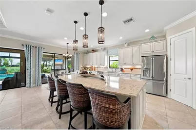 9256 Rialto Ln, Naples, FL 34119 - Photo 8