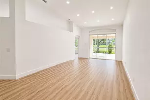 8204 Ibis Cove Cir, Naples, FL 34119 - Photo 10