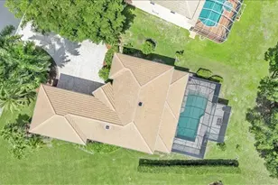 12898 Kedleston Cir, Fort Myers, FL 33912 - Photo 38