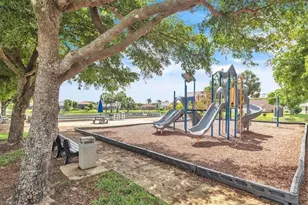 12898 Kedleston Cir, Fort Myers, FL 33912 - Photo 40