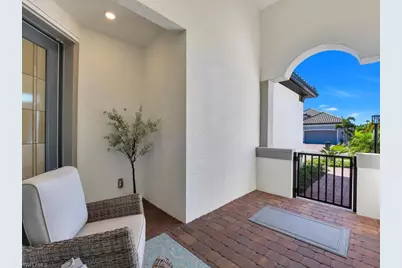 11694 Canal Grande Dr, Fort Myers, FL 33913 - Photo 6