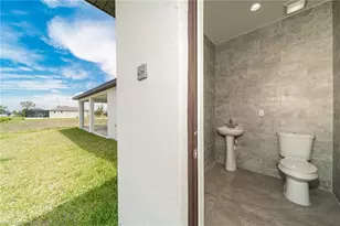 1608 NW 38th Ave, Cape Coral, FL 33993 - Photo 26