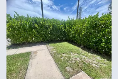 3183 Poinciana Dr, Naples, FL 34105 - Photo 14