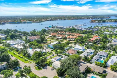 780 10th Ave S #2, Naples, FL 34102 - Photo 10