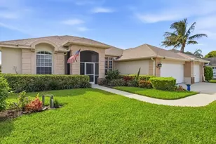 6670 Huntley Ln N, Naples, FL 34104 - Photo 2