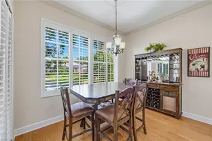 2325 Island Cove Cir, Naples, FL 34109 - Photo 6