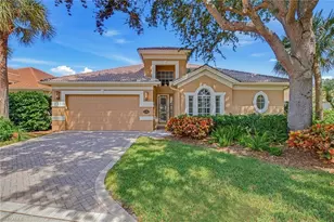 2325 Island Cove Cir, Naples, FL 34109 - Photo 2