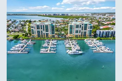1081 Bald Eagle Dr, Marco Island, FL 34145 - Photo 6