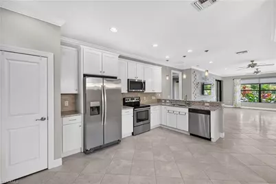 1482 Oceania Dr S, Naples, FL 34113 - Photo 14