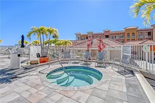 410 Bayfront Pl, Naples, FL 34102 - Photo 16