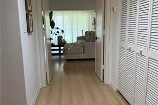 576 Retreat Dr, Naples, FL 34110 - Photo 28