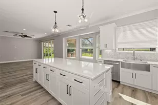 11103 Sparkleberry Dr, Fort Myers, FL 33913 - Photo 12