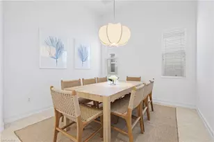 7828 Valencia Ct, Naples, FL 34113 - Photo 4