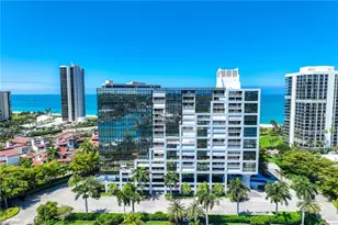 4751 Gulf Shore Blvd N, Naples, FL 34103 - Photo 2