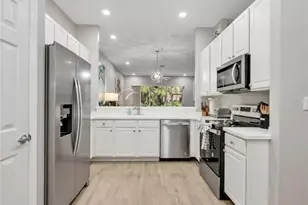 3625 Periwinkle Way, Naples, FL 34114 - Photo 10