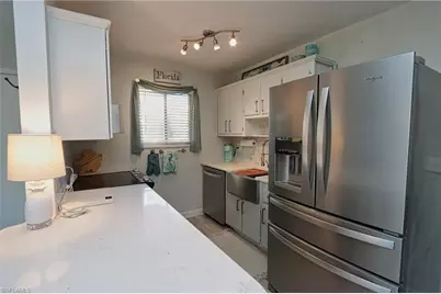 766 Central Ave #112, Naples, FL 34102 - Photo 8