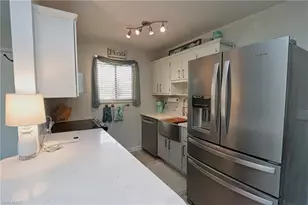 766 Central Ave, Naples, FL 34102 - Photo 8