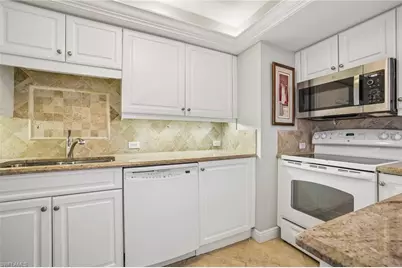 3443 Gulf Shore Blvd N #710, Naples, FL 34103 - Photo 8