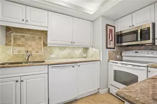 3443 Gulf Shore Blvd N, Naples, FL 34103 - Photo 8